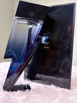 Carolina Herrera Bad Boy Cobalt Perfume