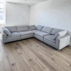 CLOUD COUCH MODULAR SECTIONAL COUCH 