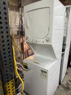 gas stackable washer dryer 24 inches 