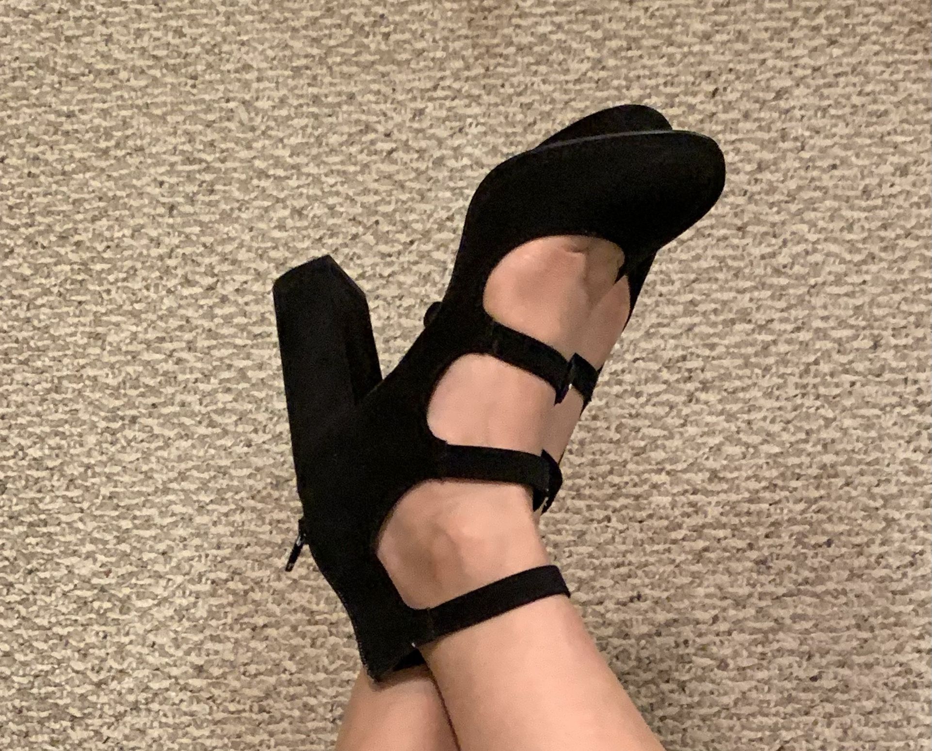 All brand new Aldo brand black heels, DSW designer heels Size: 7.5 -8