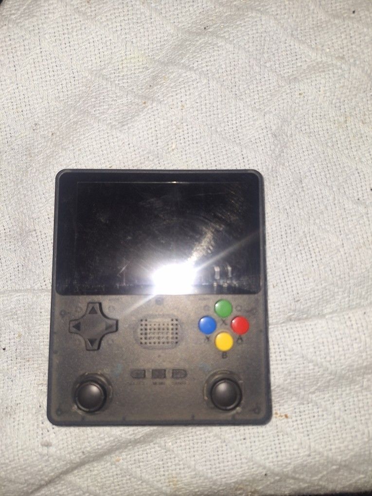 R39s Handheld Gaming Console