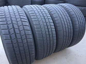 245/60R18 MICHELIN Set of 4 Tires