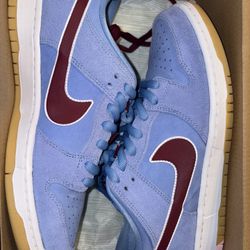 Nike SB Low Phillies Maroon & White Laces (new)