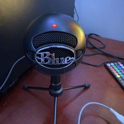 Blue snowball Mic