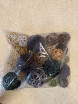 30 piece assorted neutral/natural vase filler