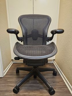 Herman Miller Aeron Size A Fully Loaded