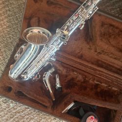 Saxophone 