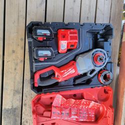 M18 Fuel Pipe Threader Kit w/ One-Key