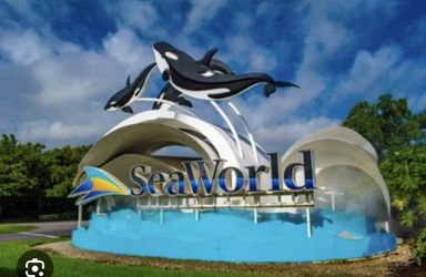 4 Tickets Seaworld Orlando 
