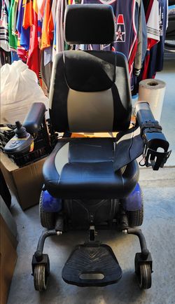 2 Electric Wheelchair Merits & Dalton (both need batteries)