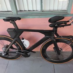 2023 BMC Time Machine 01 Carbon Disc Tri/Race Bike 