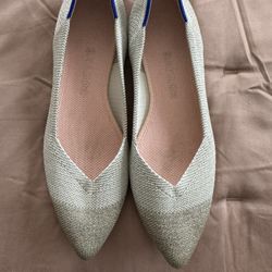 New Rothy’s Pointed Flats 