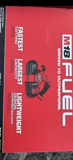 Milwaukee Fuel Compact Bandsaw 