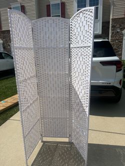 3 panel white room divider