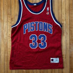 VTG 90s Champion Grant Hill Detroit Pistons Red Jersey Men's Sz. 44/L