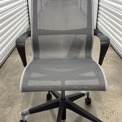 Brand New 2025 Herman Miller Setu Chair