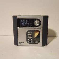 Timex T617S CD Dual Alarm Clock Radio Nature Sounds Snooze MP3 Compatible Used