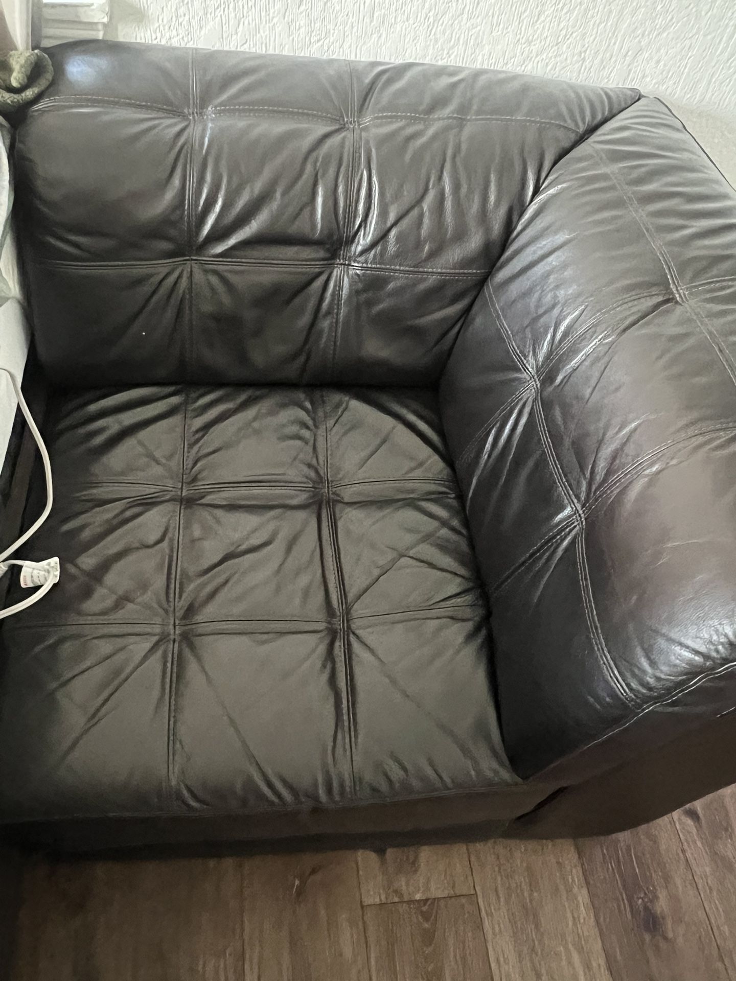 Thick Leather Seccional Sofa 5 Pcs