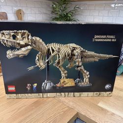 LEGO Jurassic Park Dinosaur Fossils: Tyrannosaurus Rex 76968 (New & Unopened)