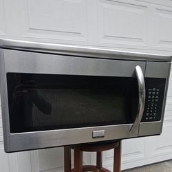 Frigidaire Microwave 