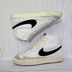 Nike Blazer Mid 77 Vintage White Black CZ1055-100 Women’s Size 9
