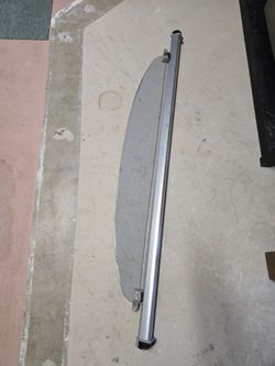 Toyota 2013 PRIUS RETRACTABLE CARGO COVER