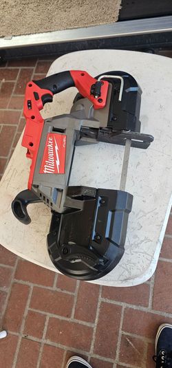 Milwaukee band saw