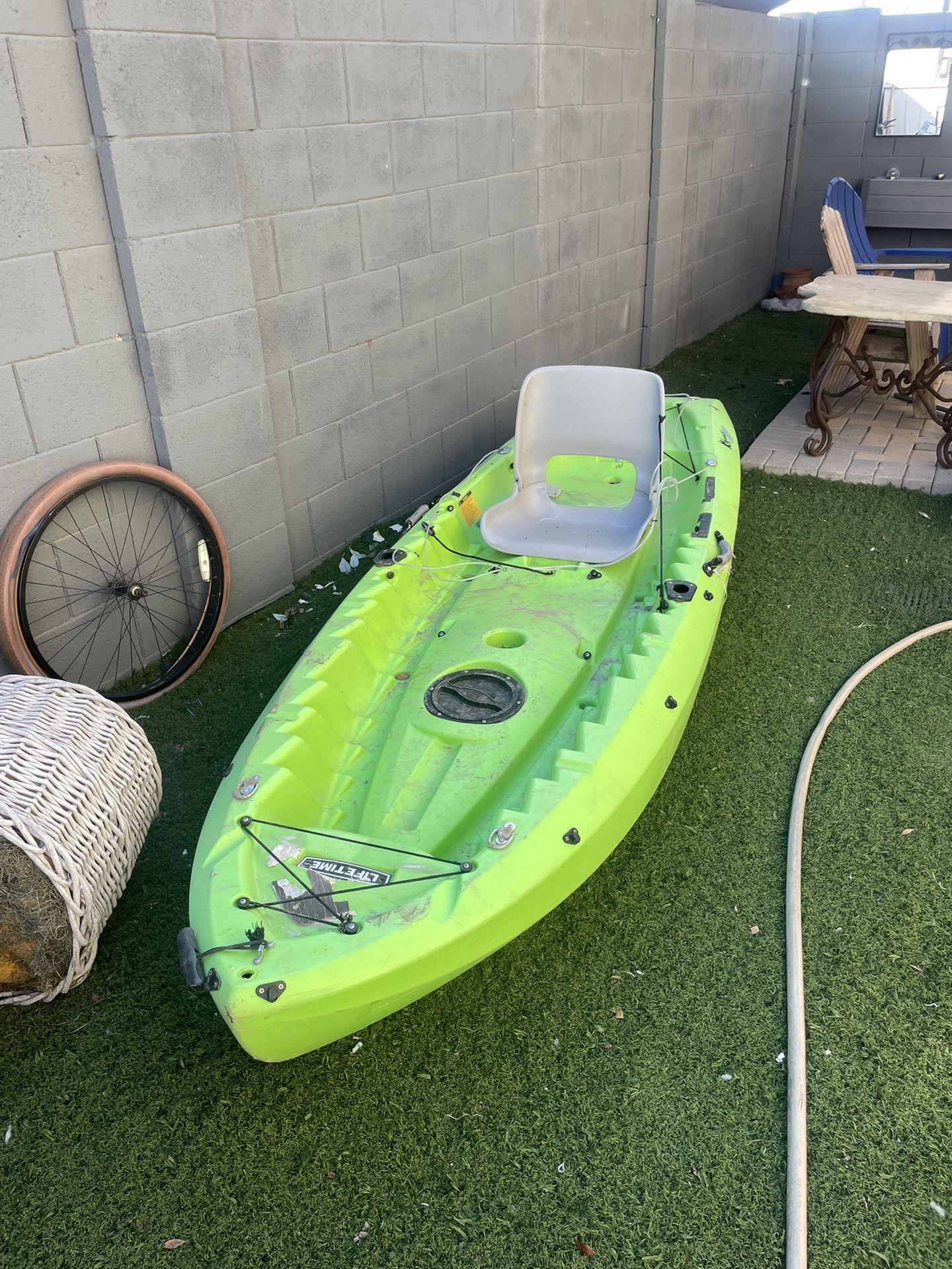 USED-Lifetime Kokanee 10.5 ft Tandem Kayak, Lime Green