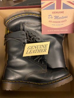 Dr. Martens Vintage 10  Eyelet Boot | Size: 7 US, UK 6, EU 32