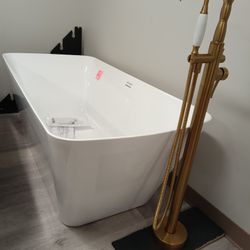 Freestanding Bathtubs In Different Styles And Sizes $249 & UP
