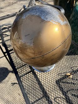 Z Galleries Globe