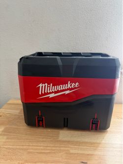 PACKOUT Compact Debris/Dust Separator