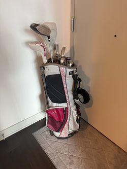 Left handed women’s golf clubs