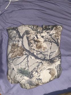 Hollister Camo Hoodie L