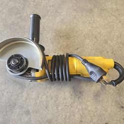 Dewalt 7 Amp 4.5 in. Corded Angle Grinder