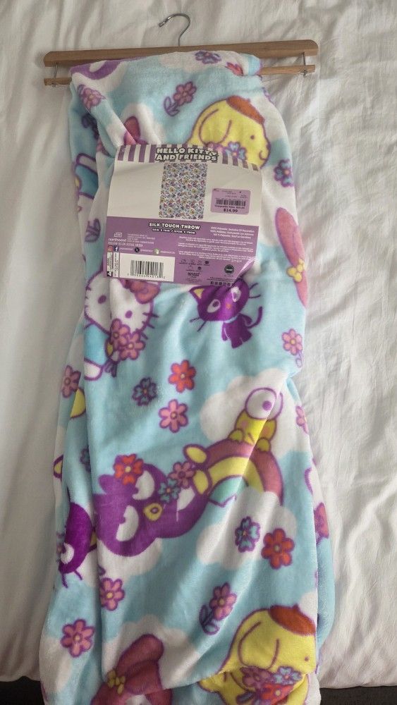 Hello Kitty Blanket