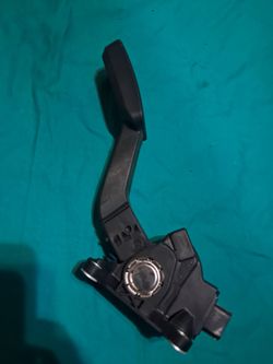 2016-2018 HONDA CIVIC1.5L OEM GAS ACCELERATOR PEDAL ASSEMBLY