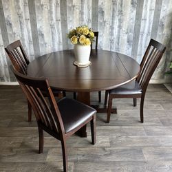 🌺 Solid Wood Top Round Drop Leaf Dining Table W/4 Leather Chairs/ I Can Deliver