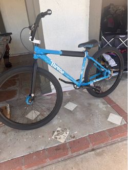 Cookies Throne Bike