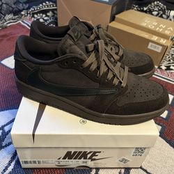 Travis Scott Jordan 1 Low Velvets Size 8