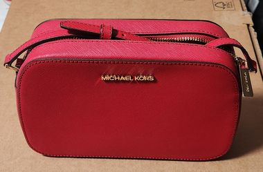 MK CROSSBODY PURSE