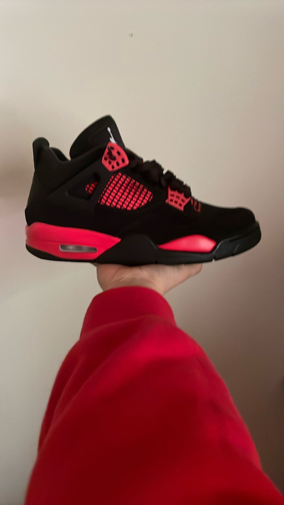 Red Thunder Jordan 4 7.5m