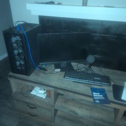 Streaming Set Up With Gaming  Monitor