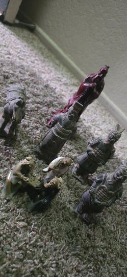 miniature reproduction of a Chinese Terracotta Army warrior