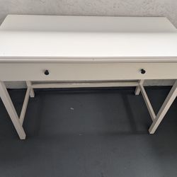White Desk