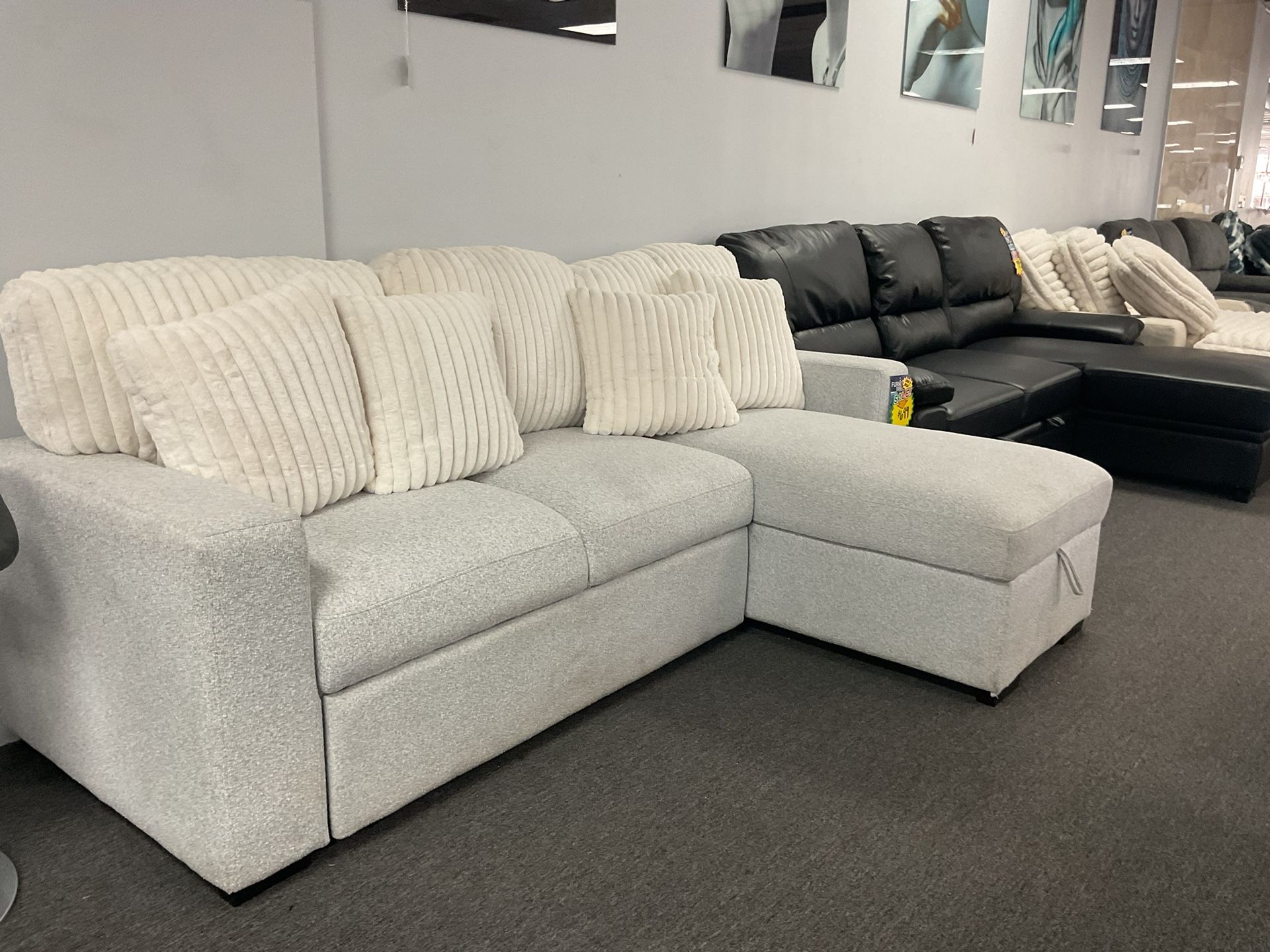 BRAND NEW. Beautiful sleeper sofa for sale FURNITURE OVERSTOCK 45% OFF