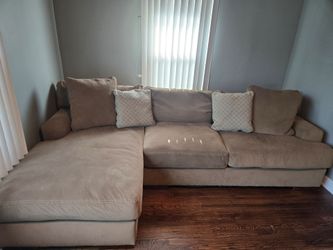 Sectional couch