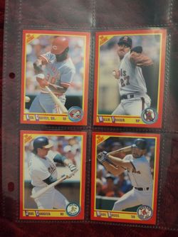 Baseball cards 1990