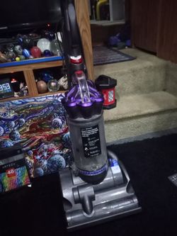 Dyson Air muscle vacuum