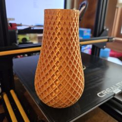 3D printed vase Golden Color